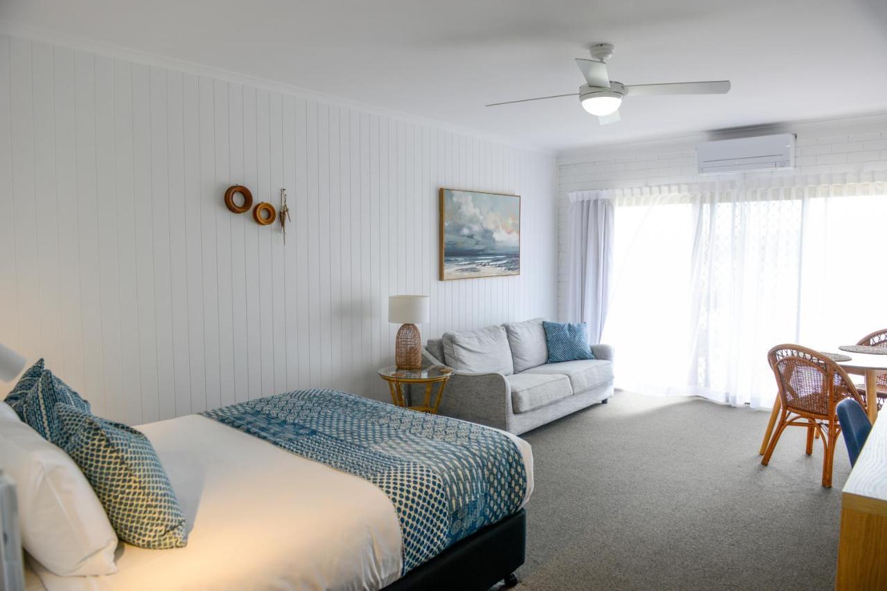 Mollymook Seascape Motel And Apartments (Adults Only) Экстерьер фото
