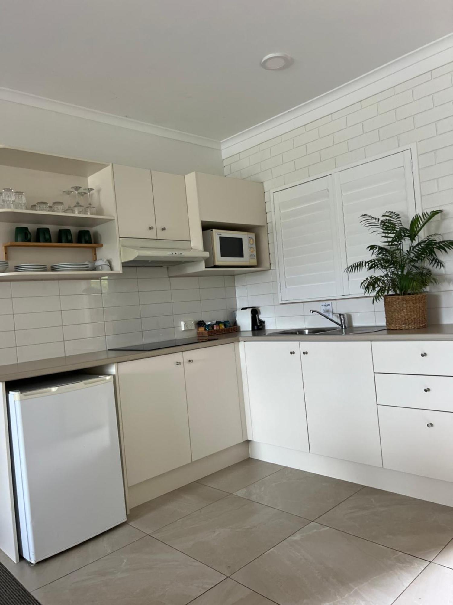 Mollymook Seascape Motel And Apartments (Adults Only) Экстерьер фото