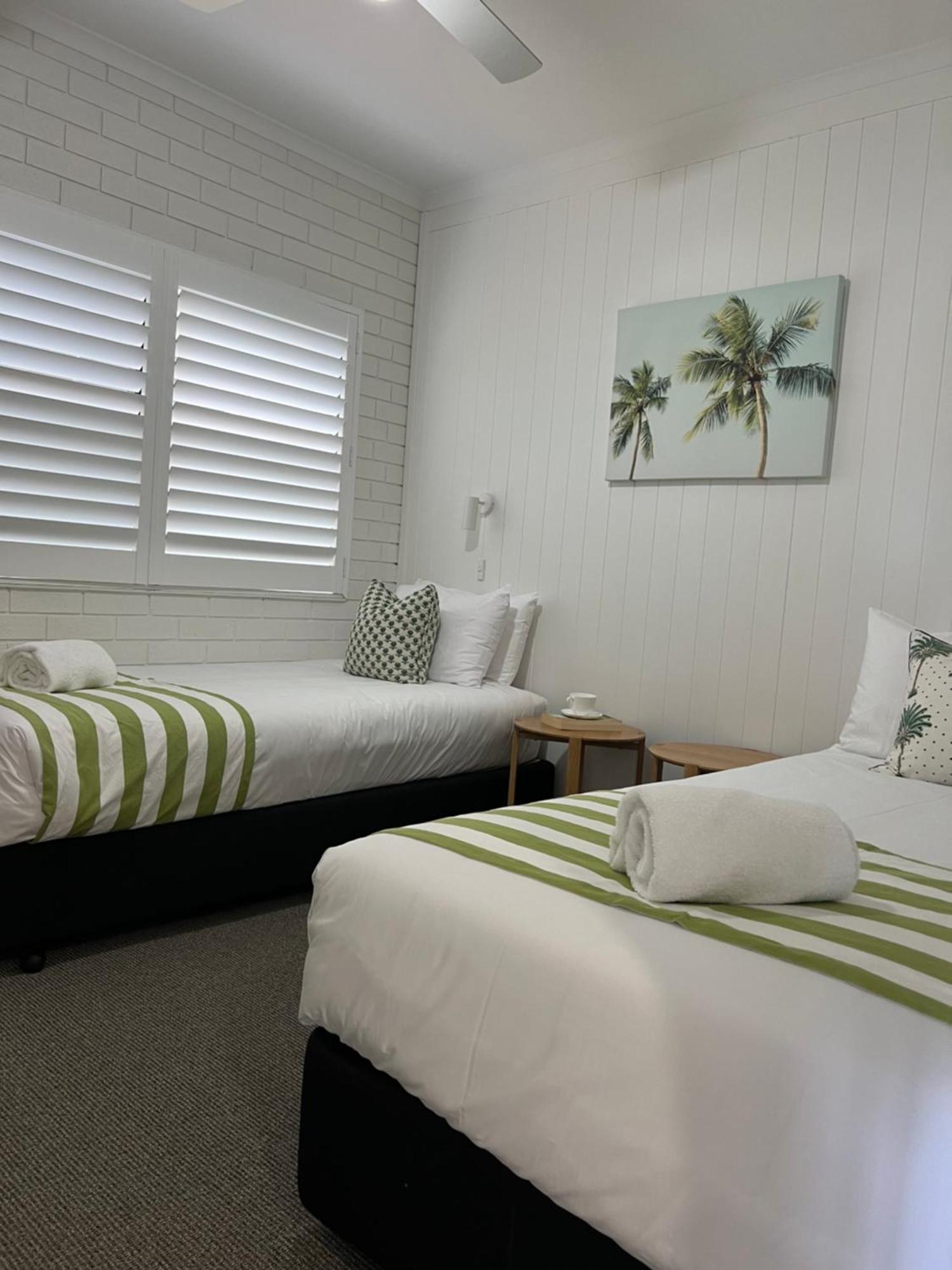 Mollymook Seascape Motel And Apartments (Adults Only) Экстерьер фото
